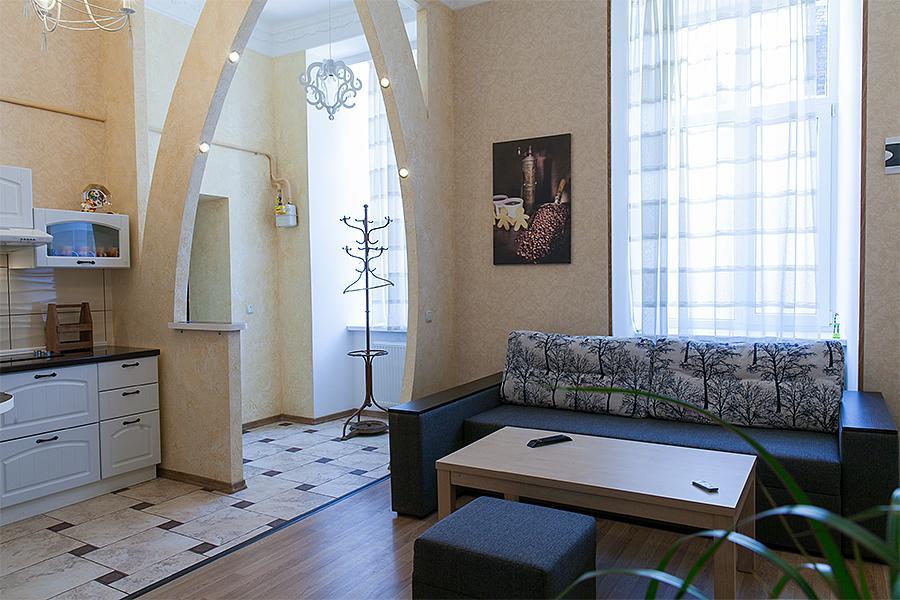 Apartment Vozle Teatra Opery I Baleta Lviv Bagian luar foto
